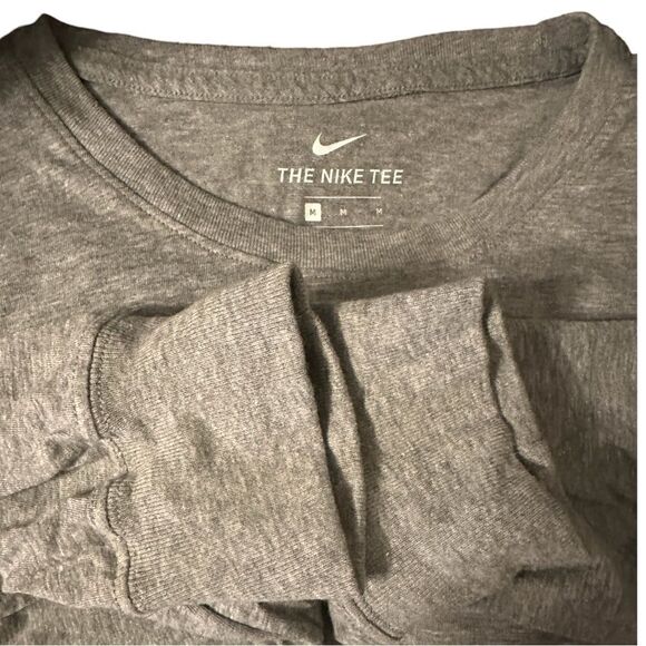 NIKE Long sleeve t-shirt Grey solid color Men size Medium - Picture 4 of 15